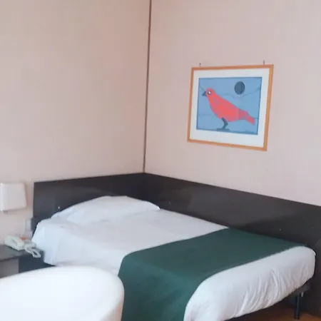 Nizza Hotel apartamentowy 2*