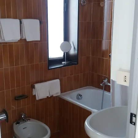 Nizza Apartahotel
