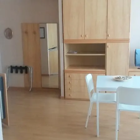 Nizza Apartahotel 2*